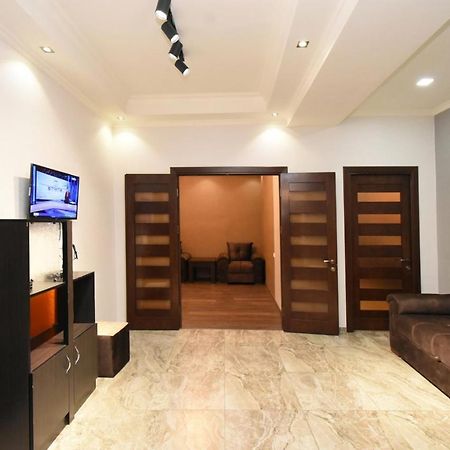 Malibu Yerevan Exterior foto