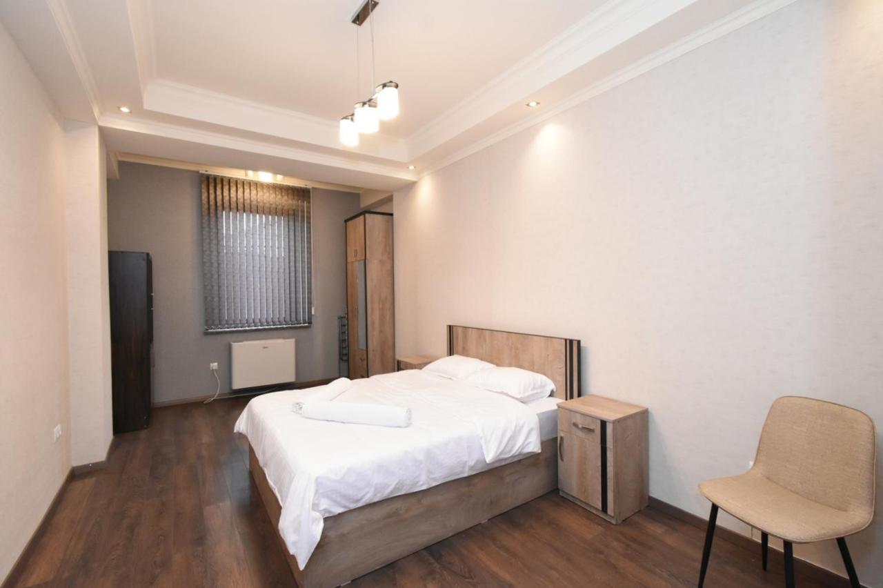 Malibu Yerevan Exterior foto